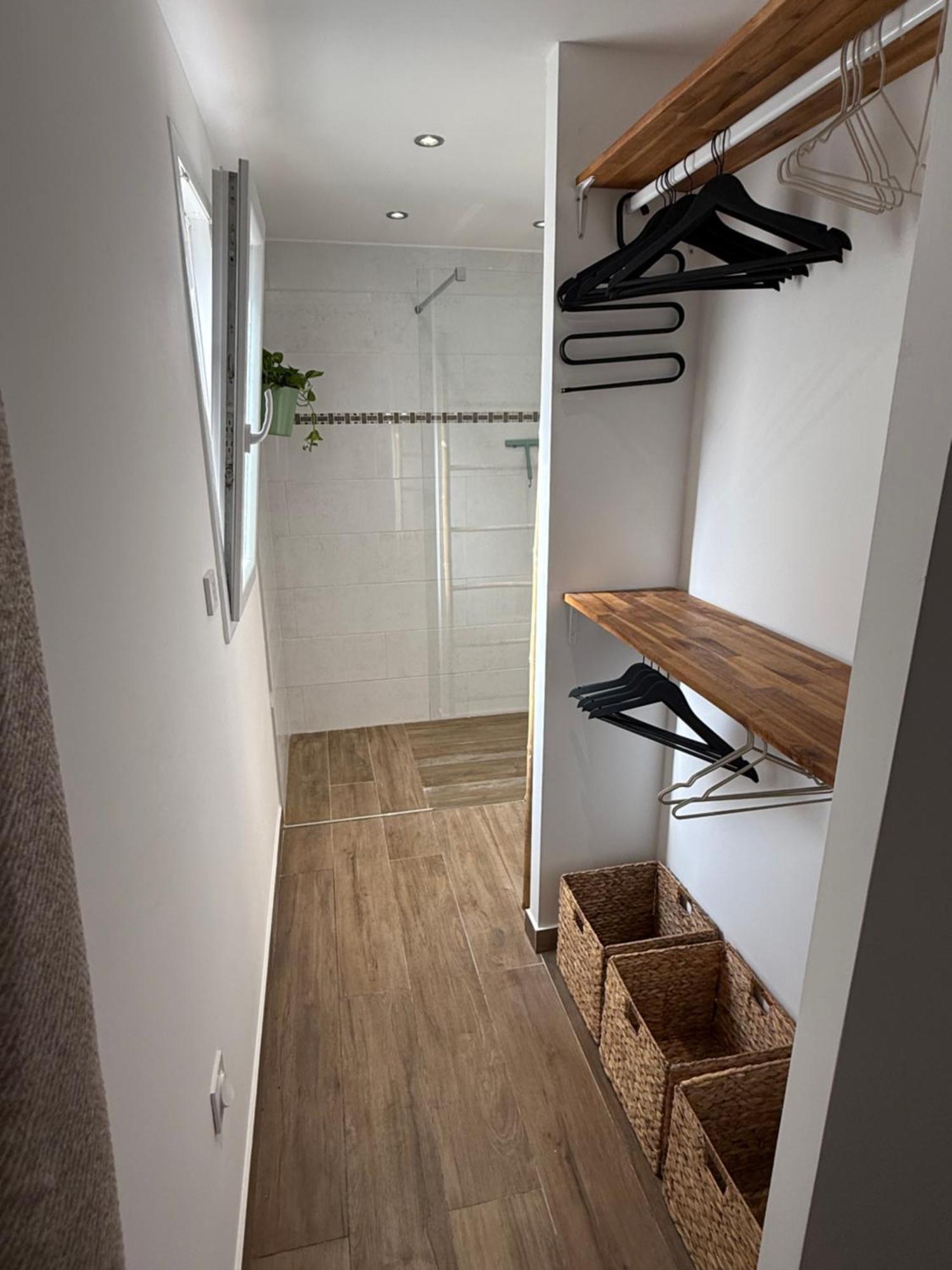 Apartment Rez De Jardin Cosy & Jacuzzi